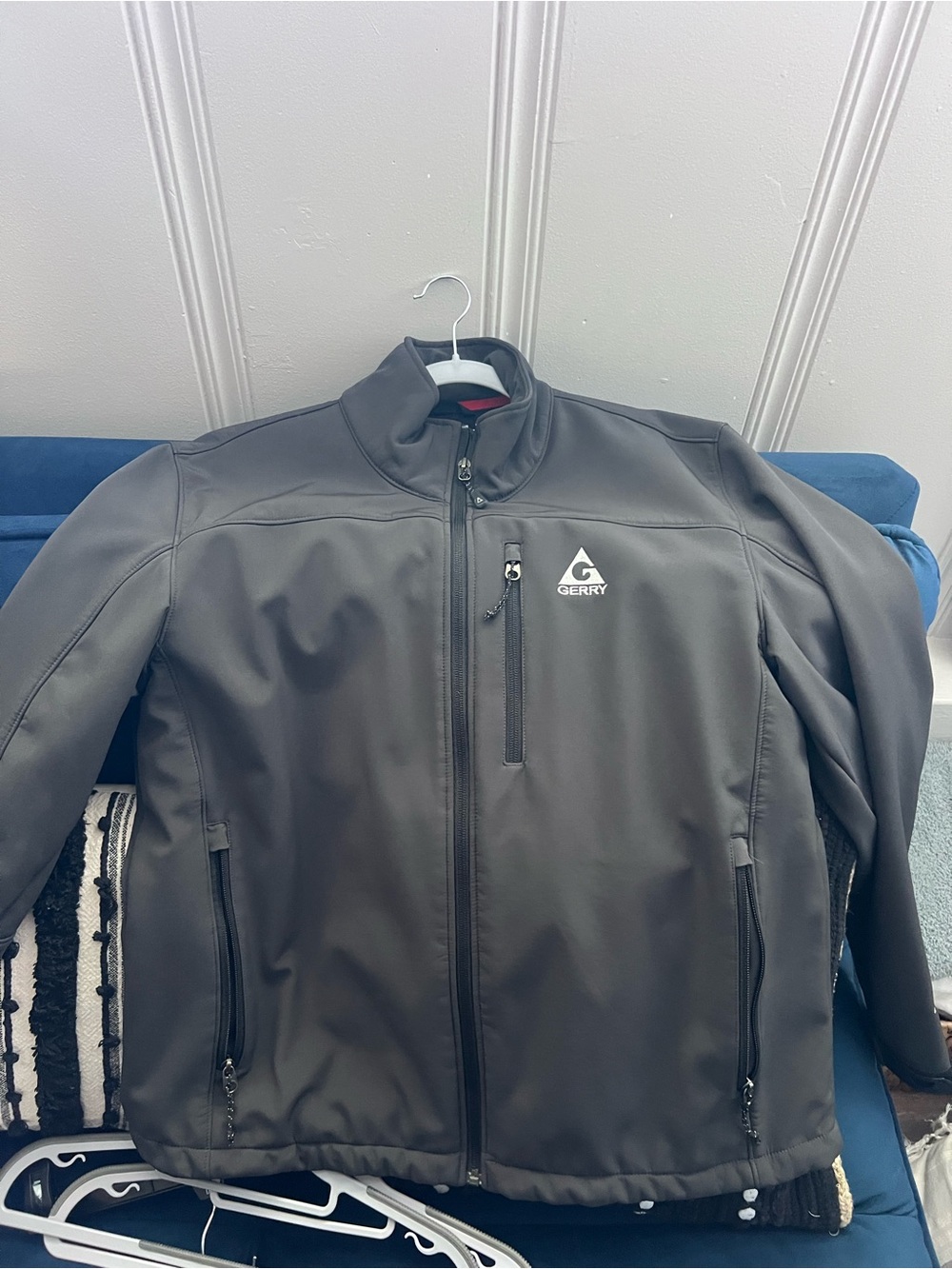 Gerry Black Softshell Jacket - Picture 2 of 2